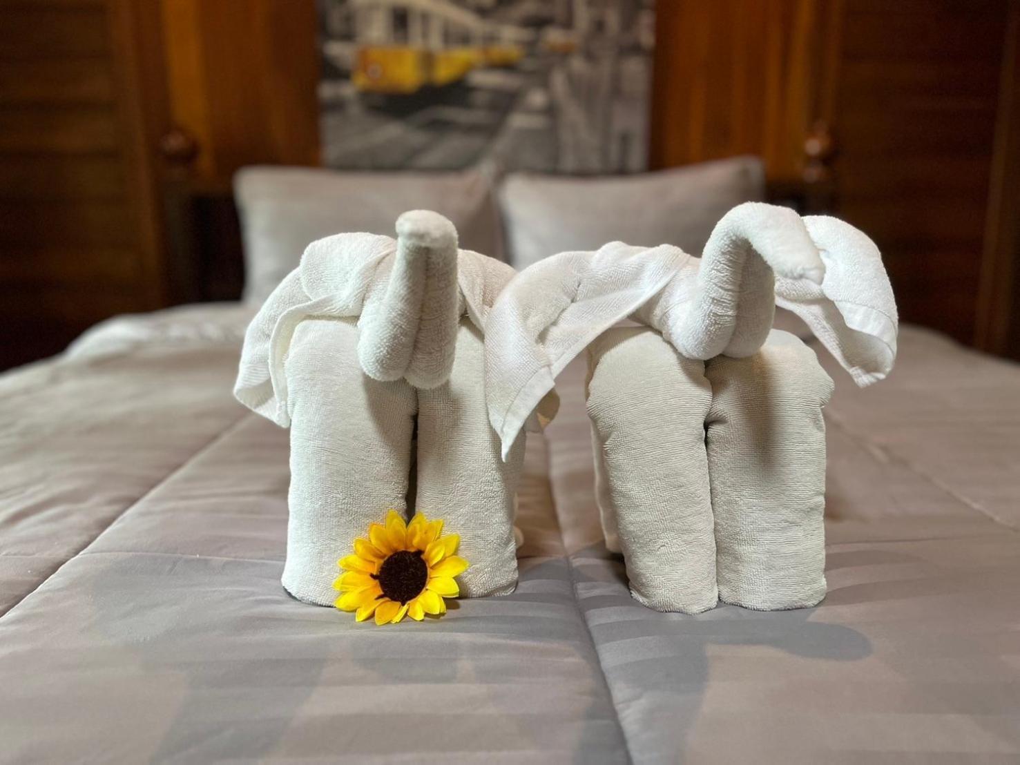 Denchai City Resort เด่นชัยซิตี้ รีสอร์ท Phrae Extérieur photo