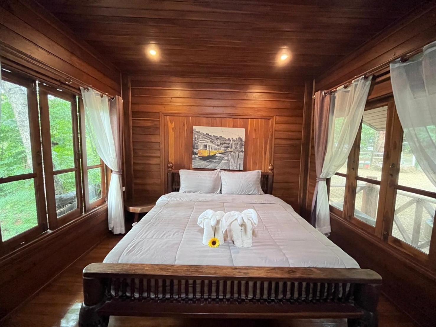 Denchai City Resort เด่นชัยซิตี้ รีสอร์ท Phrae Extérieur photo