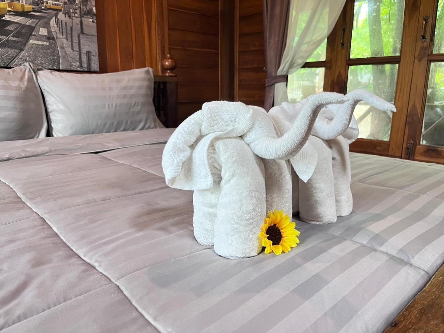 Denchai City Resort เด่นชัยซิตี้ รีสอร์ท Phrae Extérieur photo