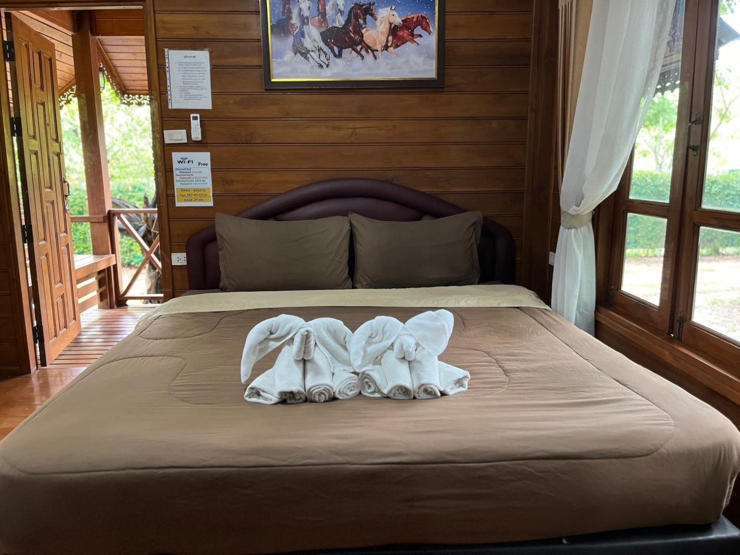 Denchai City Resort เด่นชัยซิตี้ รีสอร์ท Phrae Extérieur photo